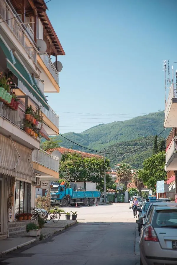 Central Apartments Stavros